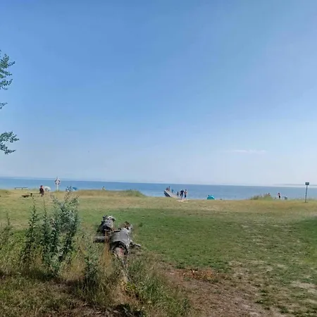 Dom wakacyjny Charming Summer House At Vejlby Fed Middelfart