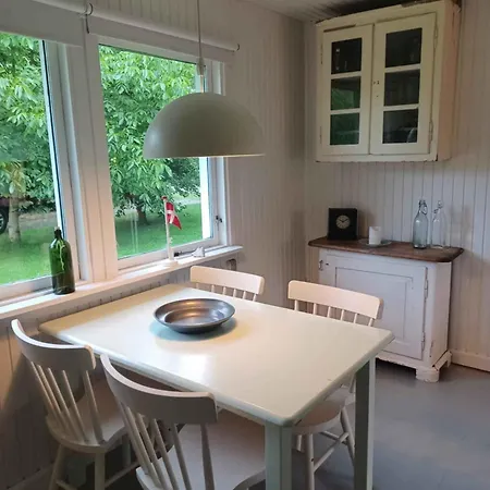 Dom wakacyjny Charming Summer House At Vejlby Fed