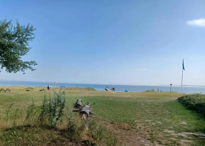 Feriehus Charming Summer House At Vejlby Fed Middelfart