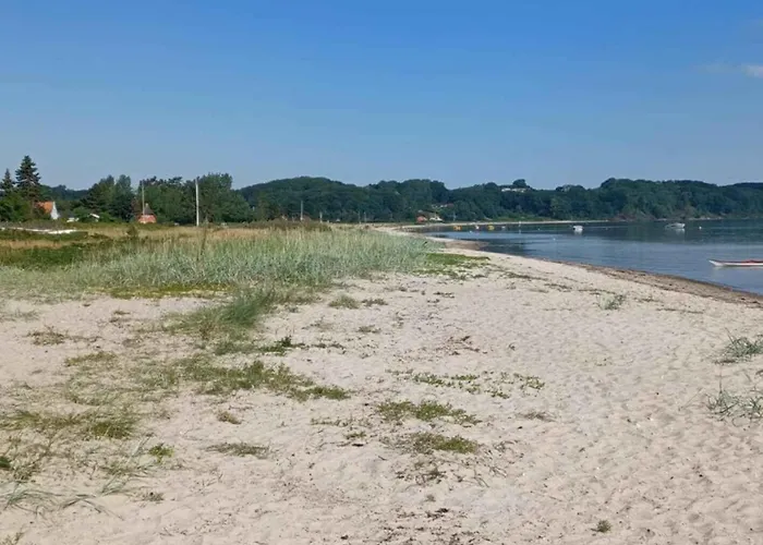 Charming Summer House At Vejlby Fed *