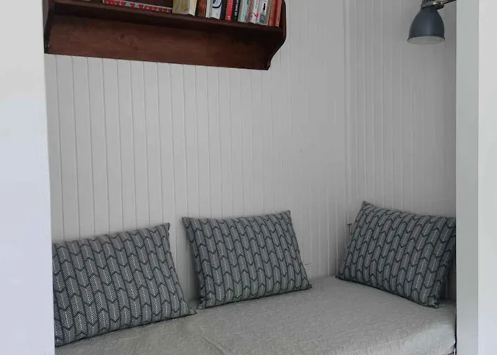 Charming Summer House At Vejlby Fed Feriehus *