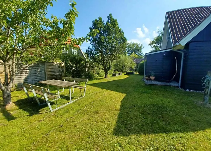 Charming Summer House At Vejlby Fed Feriehus *